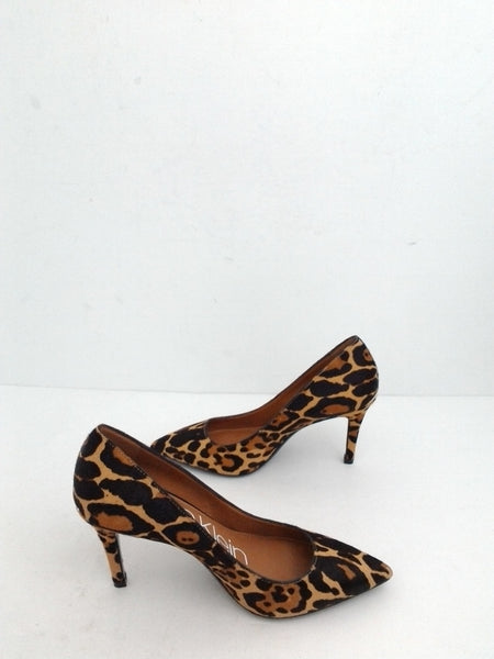 Calvin klein gayle leopard on sale pumps